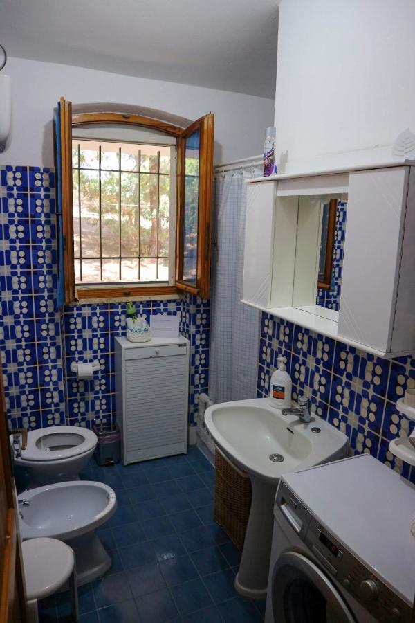 Villa Buonumore Porto Pino Esterno foto